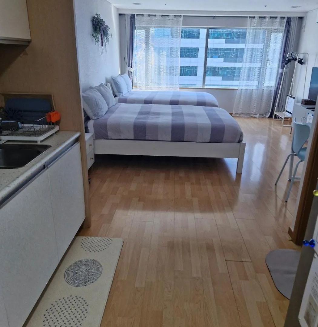 Hongdae Residence-4 - 1Min From Hongik Univ Station #1 Seúl 0*,